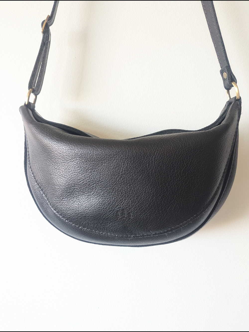 Portland Leather Koala Sling Bag, Large - Picture 8 of 11